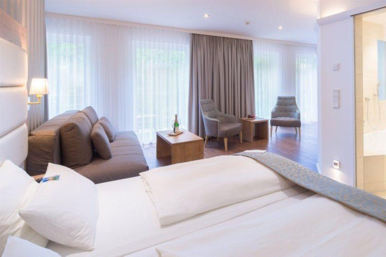 Marburger Hof Hotel ภายนอก รูปภาพ