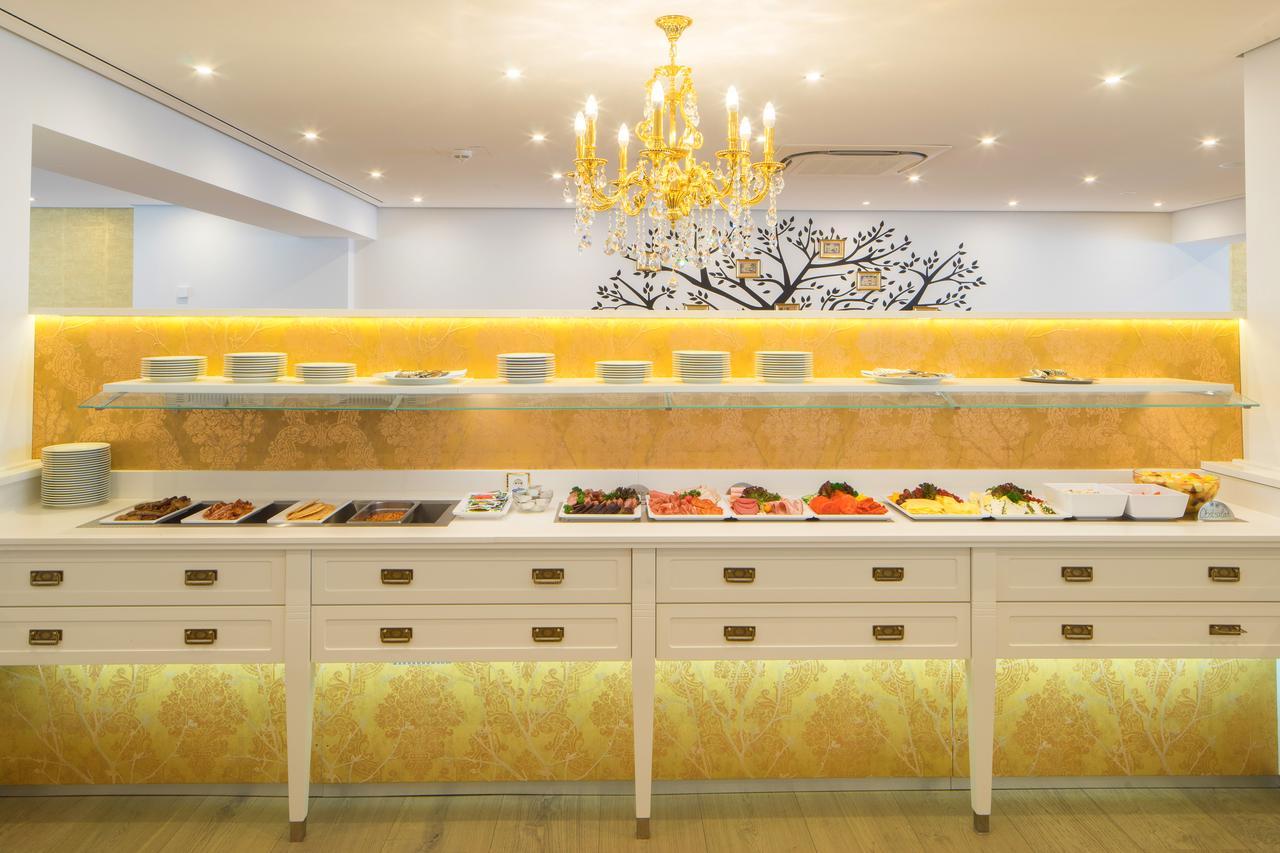 Marburger Hof Hotel ภายนอก รูปภาพ