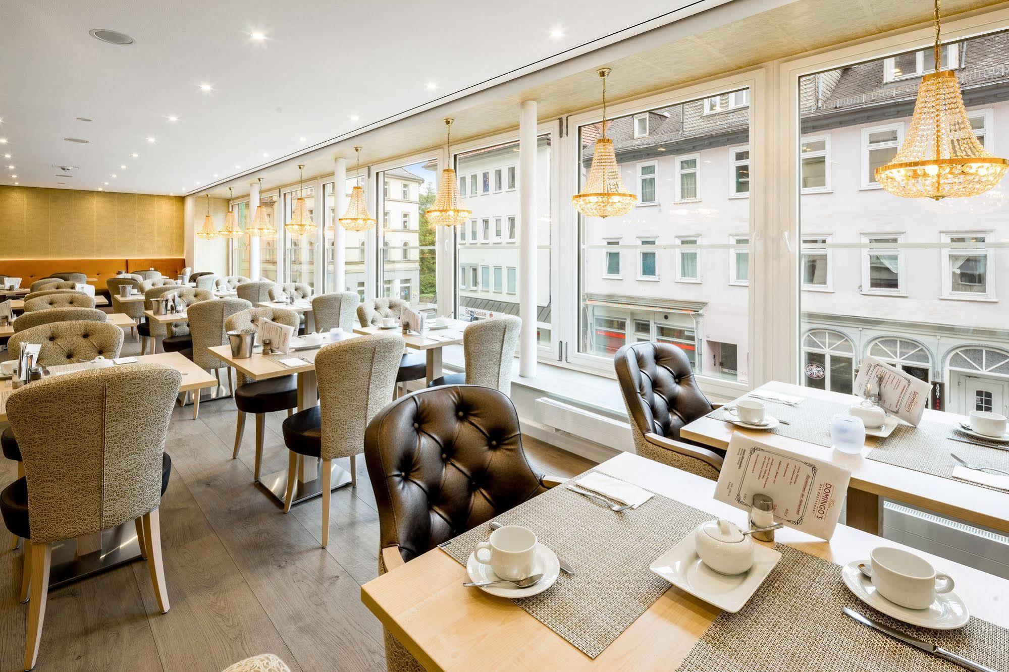Marburger Hof Hotel ภายนอก รูปภาพ